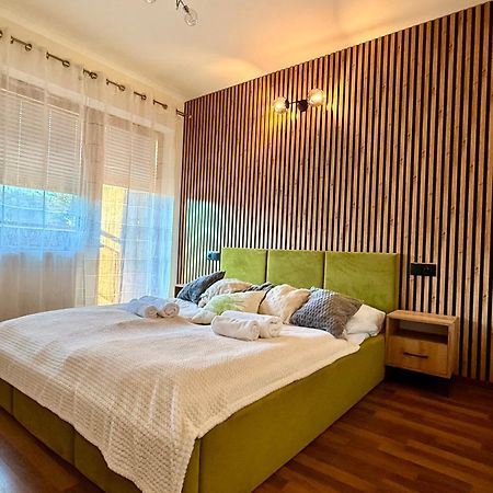 Apartament Lesny Z Kominkiem - Viva Pod Giewontem Apartamenty ザコパネ エクステリア 写真