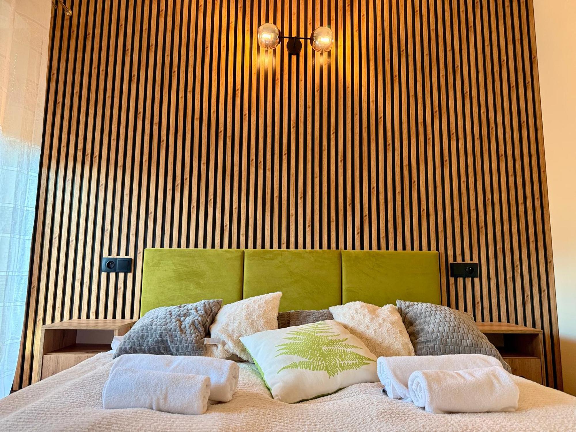 Apartament Lesny Z Kominkiem - Viva Pod Giewontem Apartamenty ザコパネ エクステリア 写真